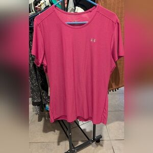 Under Armour Raspberry Color Performance Tee. XL